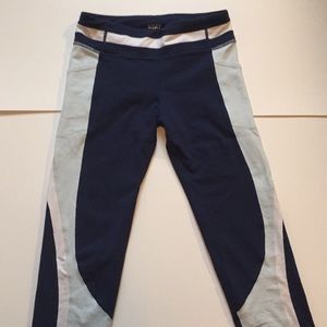 Athletic crop leggings